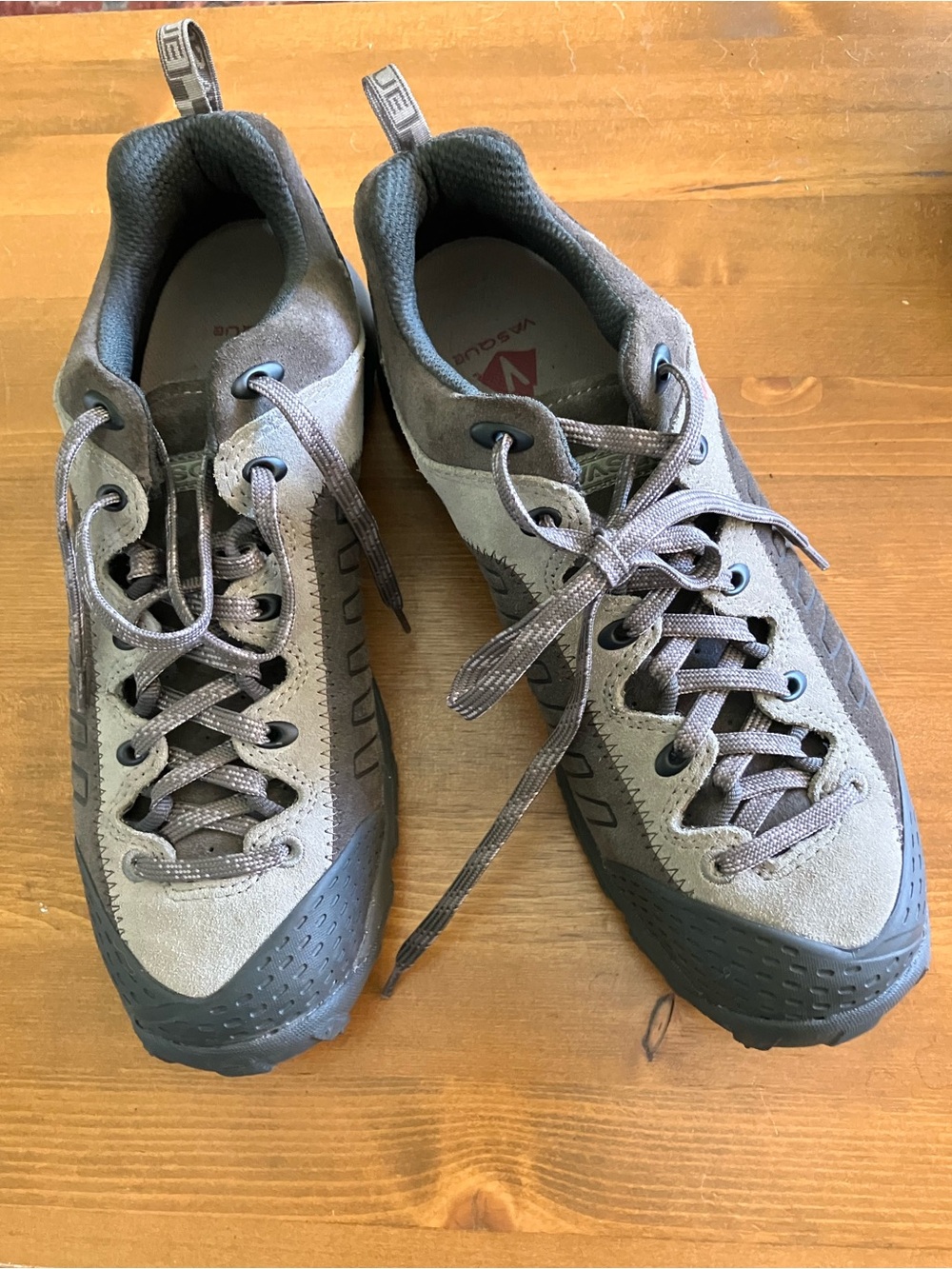 Vasque Juxt Mens Brown Suede Hiking Shoes Sneakers 7000 Sz 9.5 NWOT